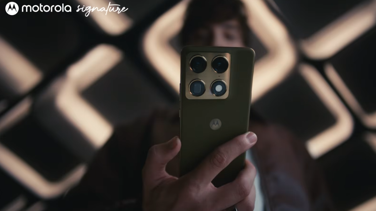 Motorola Signature launches in India