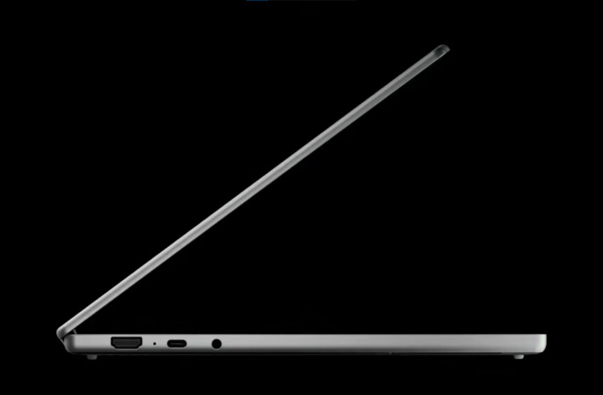 The Chromebook is dead. Say hello to the Googlebook.