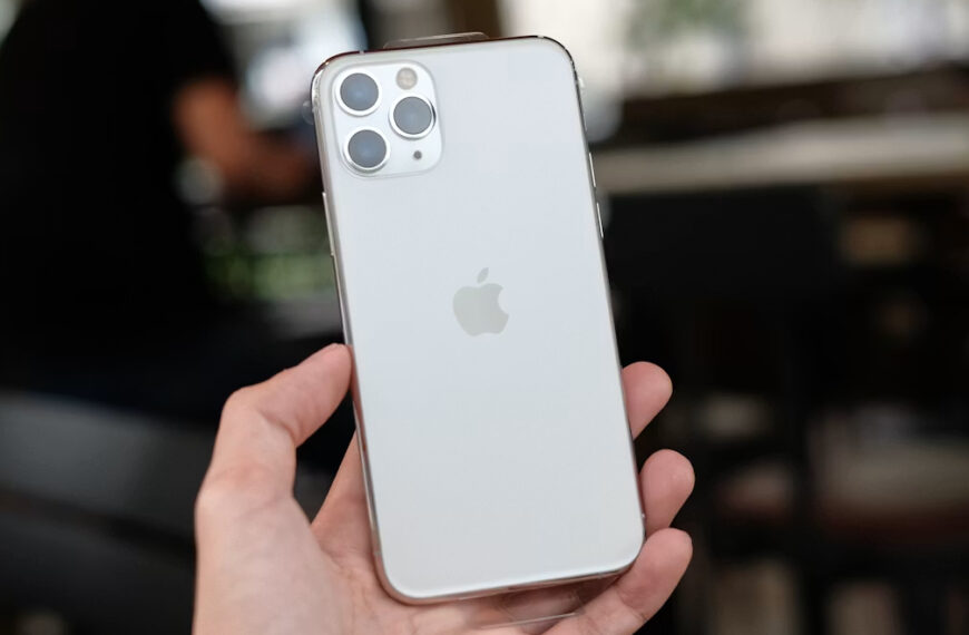 iPhone 11