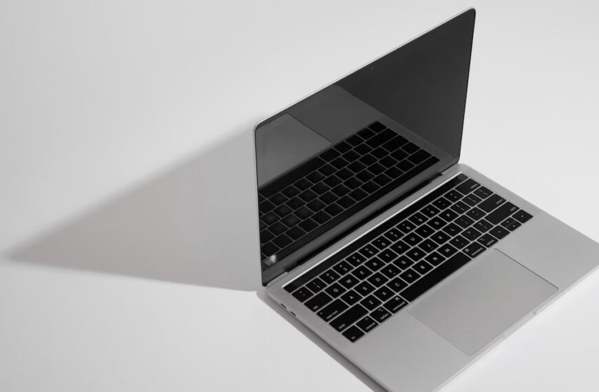 Touchscreen MacBook